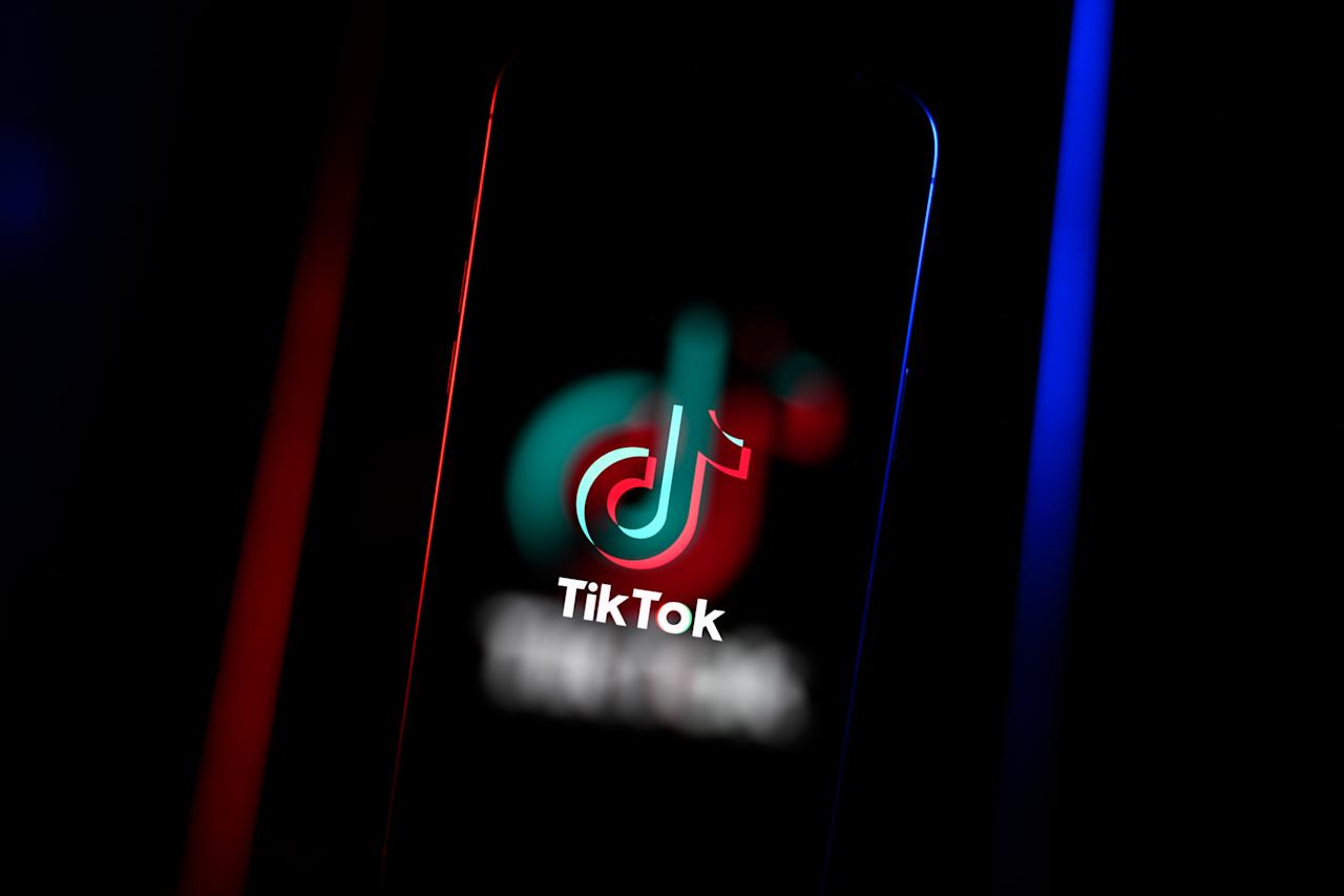 Bài 9: Verify Tài Khoản TikTok Shop UK – Làm Sao Để Không “Toang”?